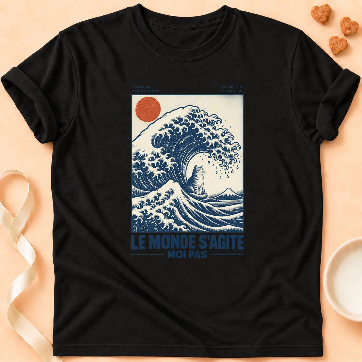 T-shirt chat Patoume – T-shirt Le monde s’agite – Noir