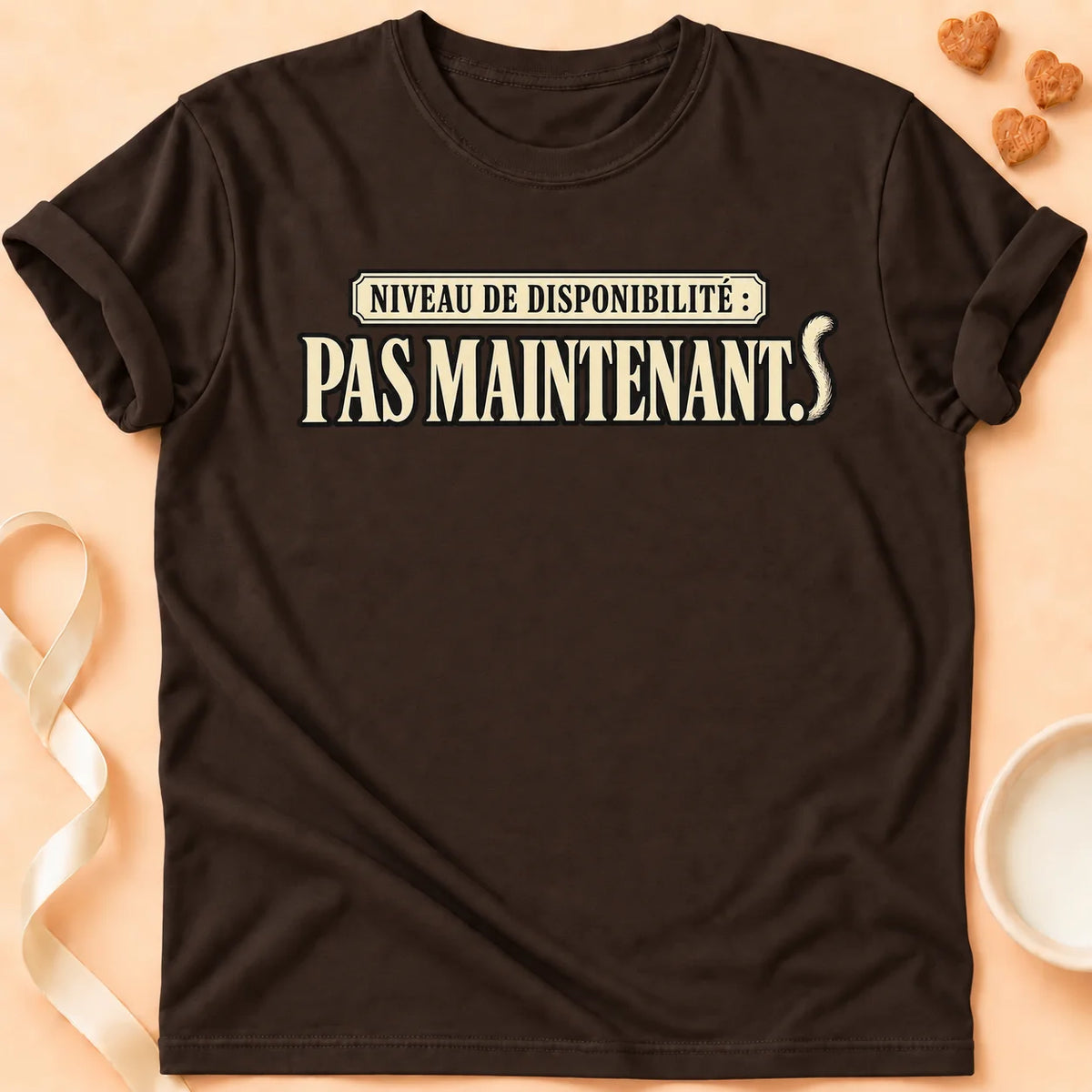 T-shirt chat Patoume – T-shirt Niveau de disponibilité – Chocolat