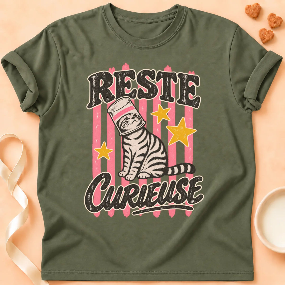 T-shirt chat Patoume – T-shirt Reste curieuse – Vert kaki
