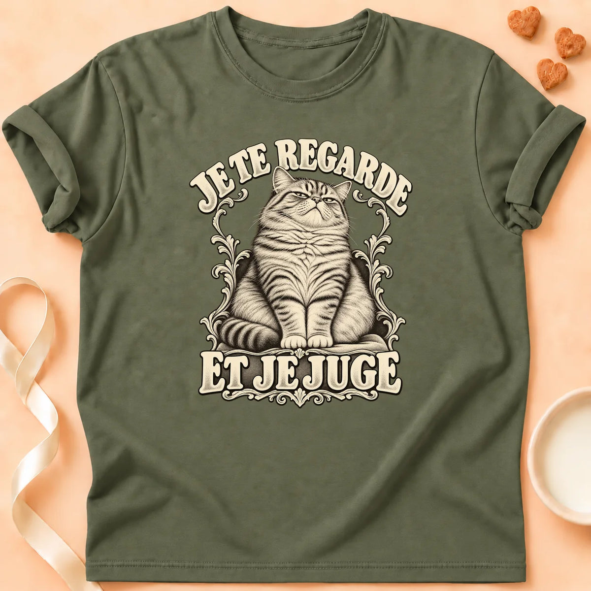 T-shirt chat Patoume – T-shirt Regarder et juger – Vert kaki