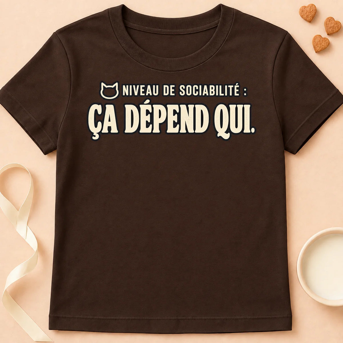T-shirt chat Patoume – T-shirt Niveau de sociabilité – Chocolat