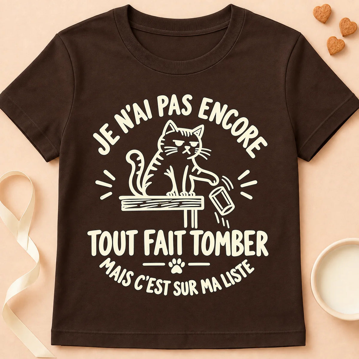 T-shirt chat Patoume – T-shirt Tout faire tomber – Chocolat