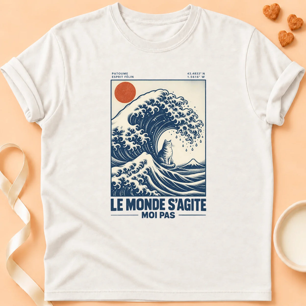 T-shirt chat Patoume – T-shirt Le monde s’agite – Blanc