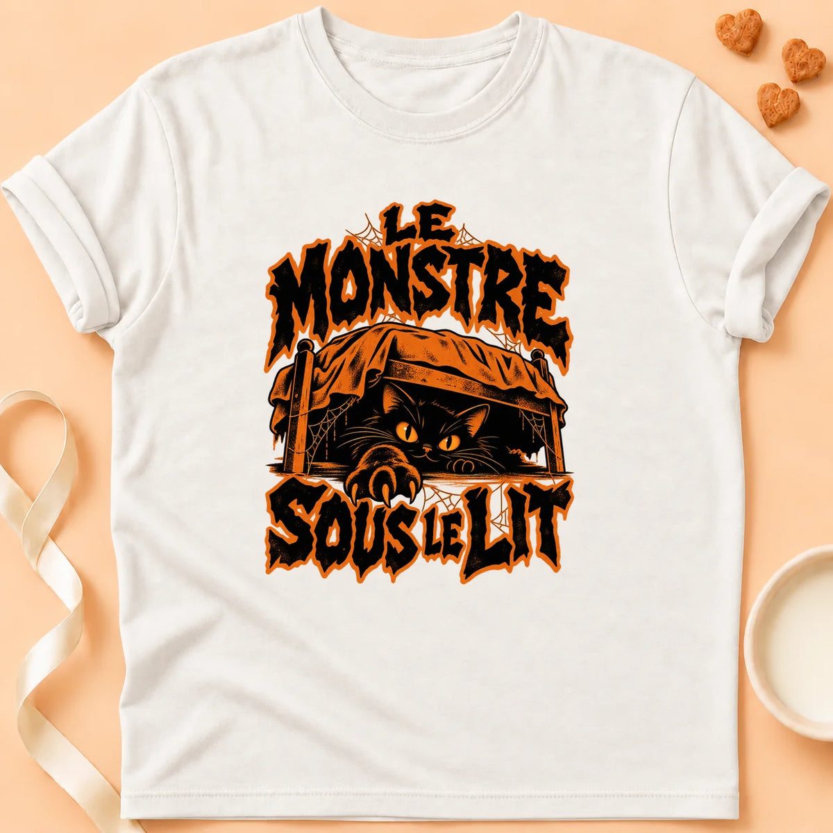 T-shirt chat Patoume – T-shirt Sous le lit – Blanc